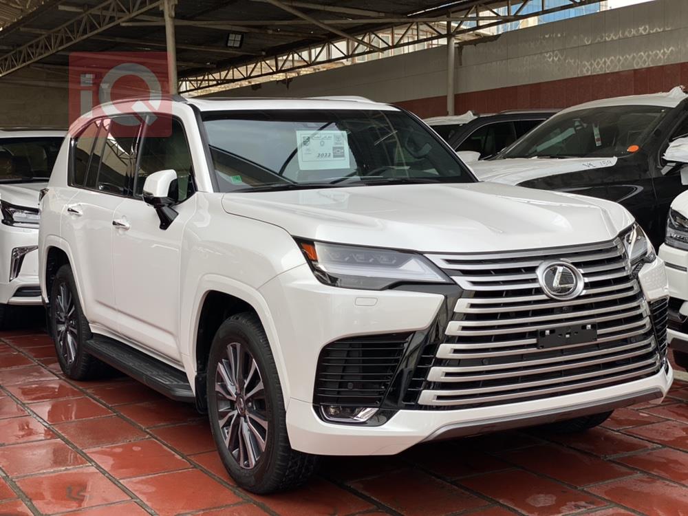 Lexus LX